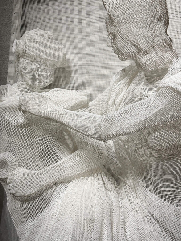 Recycle Group Pieta